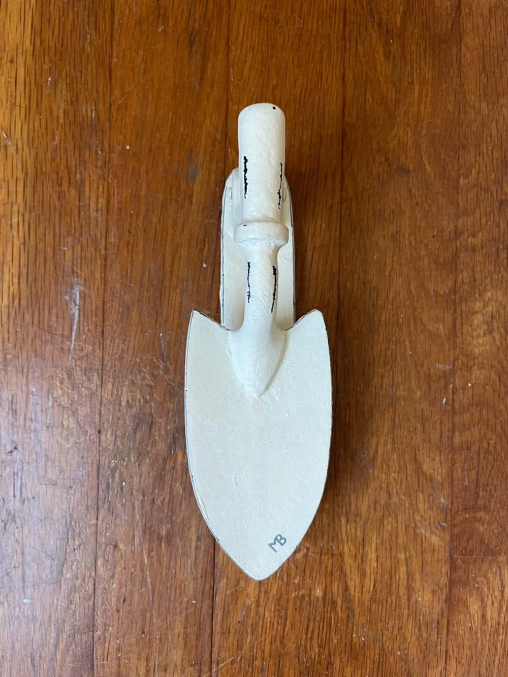 NEW Marjolein Bastin Decorative Garden Trowel Door Knocker